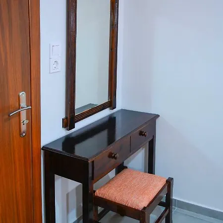 Anna Apartment